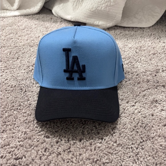 Other - Blue navy LA hat